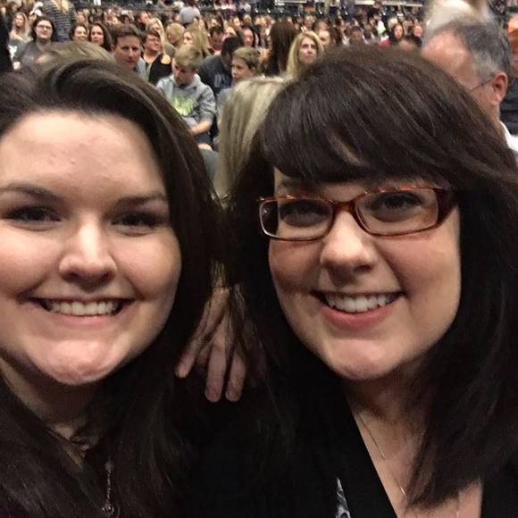 Meet your Posher, Kristy - Picture 1 of 1